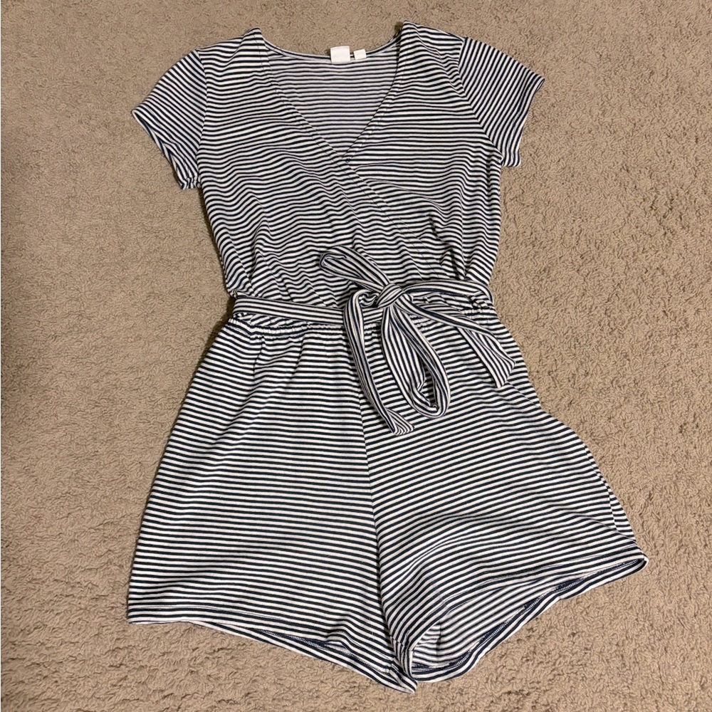 Gap Tie-waist Romper